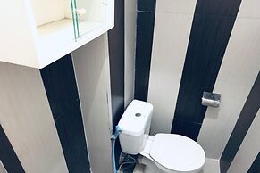 OYO 93585 Apartemen Cibubur Village By Raja Property