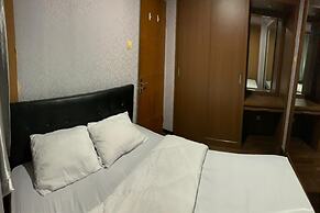 OYO 93585 Apartemen Cibubur Village By Raja Property