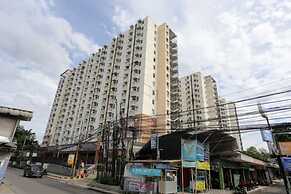 OYO 93585 Apartemen Cibubur Village By Raja Property