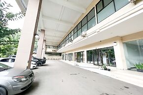 OYO 93586 Apartemen Tamansari Panoramic By Narel Ii