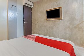 OYO 90305 De Umbrela Mansion Syari'ah Ciputat