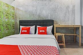 OYO 90305 De Umbrela Mansion Syari'ah Ciputat