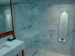 HT Hotel Deluxe Resort & SPA