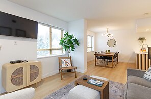 Private Residences at the Cascade Lodge