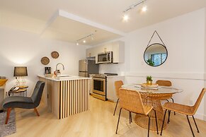 Private Residences at the Cascade Lodge