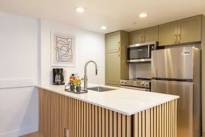 Private Residences at the Cascade Lodge