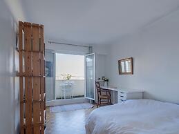 Eiffel Tower Loft residence