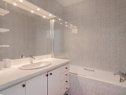 Eiffel Tower Loft residence