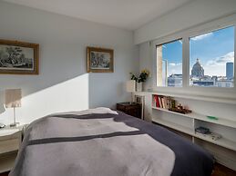 Eiffel Tower Loft residence