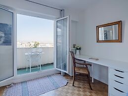 Eiffel Tower Loft residence