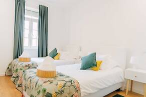 Oporto Yellow Villas