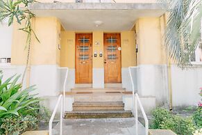 Oporto Yellow Villas