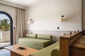 Loadstar Rooms & Suites