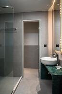 Loadstar Rooms & Suites