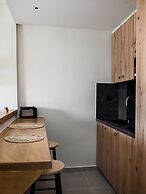 Loadstar Rooms & Suites