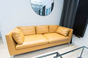 Ghetto Heroes Square Lwowska 10 AC