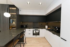 Ghetto Heroes Square Lwowska 10 AC