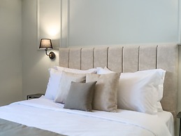 ASTIKON Xenofontos Suites