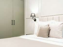 ASTIKON Xenofontos Suites