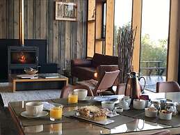 Hotel y Cava Estancia Rilan