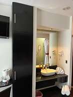 Zújmú Business Boutique Hotel