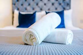 Impeccable Quality With Great Discounts