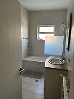 Inviting 4-bed Villa in Guia