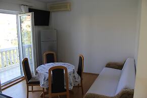 Big - Free Parking - A2 Lana