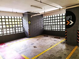 KLCC CityTowerViewSty5Pax CeylonzSuite