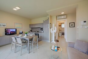 La Casa di Gioia - Shared Pool & View