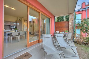 La Casa di Gioia - Shared Pool & View