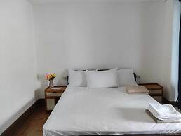 Stanley House Seaview Apartments