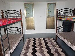 Stanley House Seaview Apartments