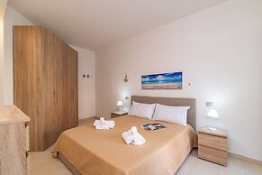 Starfish 300m From The Beach