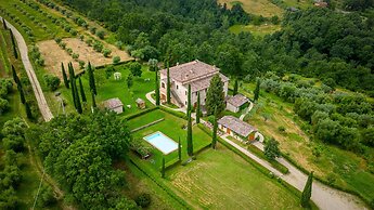 Il Poggio Alle Trese 14 Emma Villas