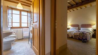 Il Poggio Alle Trese 14 Emma Villas