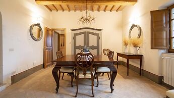 Il Poggio Alle Trese 14 Emma Villas