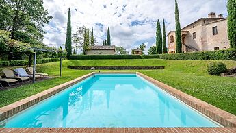 Il Poggio Alle Trese 14 Emma Villas