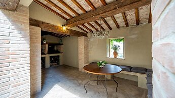 Il Poggio Alle Trese 14 Emma Villas