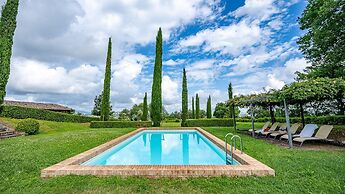 Il Poggio Alle Trese 14 Emma Villas