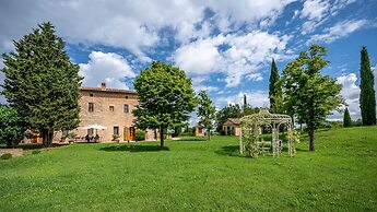 Il Poggio Alle Trese 14 Emma Villas