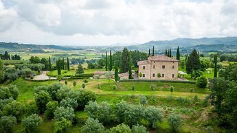 Il Poggio Alle Trese 14 Emma Villas