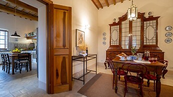 Il Poggio Alle Trese 14 Emma Villas