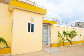 House 5 Mins From the Beach, 15 Mins From the Airport