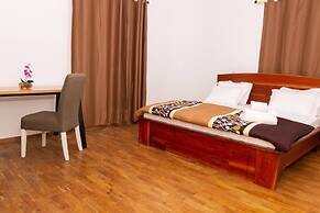 House 5 Mins From the Beach, 15 Mins From the Airport