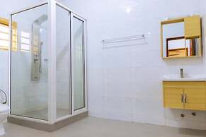 House 5 Mins From the Beach, 15 Mins From the Airport