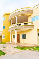 House 5 Mins From the Beach, 15 Mins From the Airport