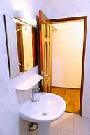 House 5 Mins From the Beach, 15 Mins From the Airport