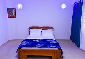 House 5 Mins From the Beach, 15 Mins From the Airport