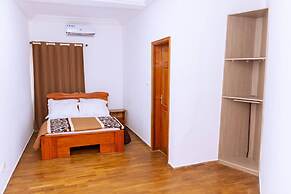 House 5 Mins From the Beach, 15 Mins From the Airport